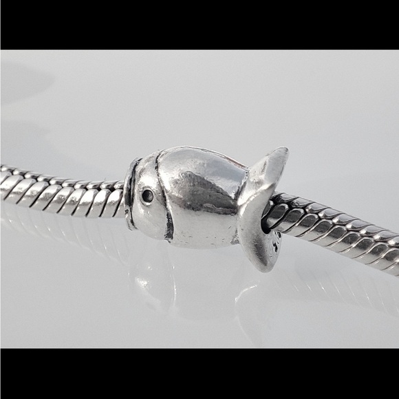 Retired Pandora Fish - Picture 3 of 3